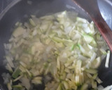 Foto del paso 1 de la receta: Bacalao y calabacín rehogados
