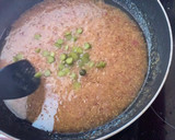 Foto del paso 7 de la receta: Chuleta de cerdo, salsa de mostaza y encurtidos