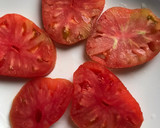Foto del paso 1 de la receta: Ensalada de tomate valenciano
