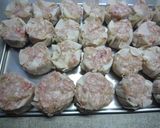 A picture of step 5 of Shumai with Hanpen Fish Cake.