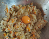 Foto del paso 3 de la receta: Tortitas de quinoa y verduras