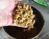 Foto del paso 2 de la receta: Lentejas con chuleta de cerdo ahumada