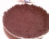A picture of step 4 of Chocolate Mousse Pie.