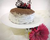 Foto langkah ke 5 dari resep Chocolate Mille Crepe Cake.