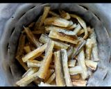 A picture of step 1 of Bombil fry.