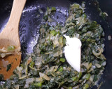 Foto del paso 3 de la receta: Tortilla de acelga casera y fácil de hacer