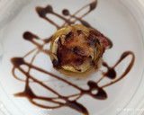 Foto del paso 10 de la receta: Milhojas de manzana ácida caramelizada con cebolla y panceta