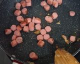 Foto del paso 3 de la receta: Espaguetis a la "falsa carbonara"😋😋