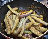 A picture of step 7 of Chok Wangun (Kashmiri-style Tangy Brinjals).