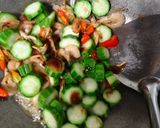 Foto langkah ke 4 dari resep Tumis Gambas Udang.