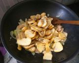 Foto langkah ke 4 dari resep Ayam Cah Jamur.