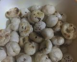 A picture of step 4 of Masala makhana.