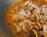 Foto langkah ke 2 dari resep Tumis Ayam suwir.