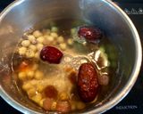 Hình bước làm 3 của món Chè dưỡng nhan nhựa đào - tuyết yến