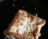 A picture of step 4 of Egg and bread sandwich.
