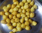 मूंग दाल बड़ी की सब्जी (moong dal vadi ki sabzi recipe in Hindi) रेसिपी चरण 2 फोटो