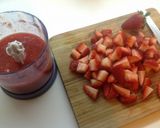 Foto del passaggio 1 della ricetta Risotto fragole, mazzancolle e uova di lompo