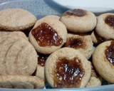 Foto del paso 5 de la receta: Pepas y galletitas de harina integral