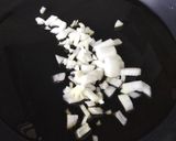 Foto del paso 2 de la receta: Emperador con salsa y marisco