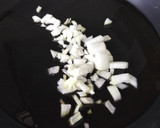 Foto del paso 2 de la receta: Emperador con salsa y marisco