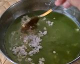 Foto langkah ke 4 dari resep Ongol-Ongol Daun Pandan.