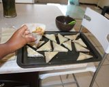 A picture of step 7 of Baked steak and kidney samoosas.