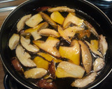Foto del paso 2 de la receta: Boletus confitados