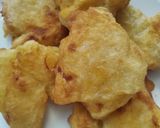 Foto langkah ke 4 dari resep Tape singkong goreng tepung.