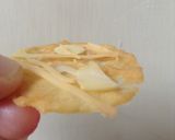Foto langkah ke 7 dari resep Almond Crispy Cheese.