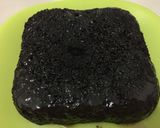 Foto langkah ke 7 dari resep Melted beng2 steamed chocolate cake.