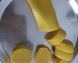A picture of step 4 of Fafda/Chorafali.