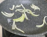 Foto langkah ke 1 dari resep Udang Asam Manis Pedas.