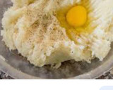 Foto del paso 1 de la receta: Arepas de yuca dominicana