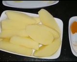 A picture of step 2 of Anday wala burger.