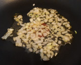Foto del paso 4 de la receta: Brochetas de ciabatta y mozzarella con ensalada de borlotti