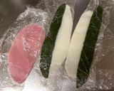 A picture of step 4 of Japanese Kawaii Kusa-Mochi.