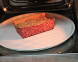 A picture of step 4 of Banana Dates Cake.