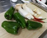 รูปขั้นตอนการทำที่ 1 ของ น้ำพริกเห็ดออรินจิ