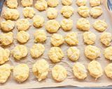 Káposztás pogácsa recept fázis 7 fotója