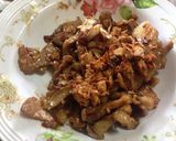รูปขั้นตอนการทำที่ 5 ของ หมูทอดกระเทียม