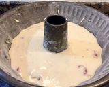 Foto del paso 13 de la receta: Bizcocho de chocolate blanco, frambuesas y piñones