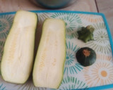 Foto del paso 1 de la receta: Zapallo italiano relleno a la nany