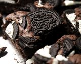 A picture of step 9 of Oreo Brownies for Valentine's Day!.