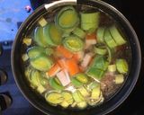 Une image de l'étape 7 de Soupe TONJIRU au Miso et Tofu.