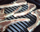 Foto del paso 5 de la receta: Chuletitas de cordero con ensalada de pan y huevo