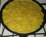 Foto del paso 6 de la receta: Tortilla de papa y ensalada de tomate 🍅