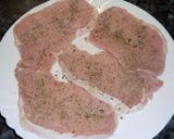 Bazsalikomos sertésszelet recept fázis 2 fotója
