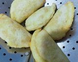 Foto langkah ke 5 dari resep 264. Cireng Isi Ayam Suwir Pedas.