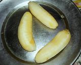 A picture of step 2 of Yummy banana ya banana masti.