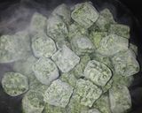 Une image de l'étape 2 de Tarte chèvre épinards menthe.